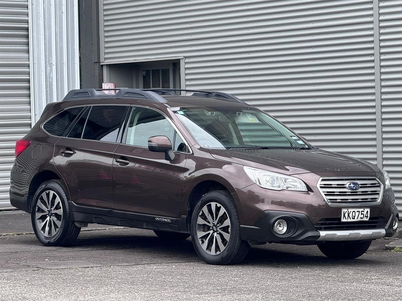 2017 Subaru Outback 2.5P/4WD/6CVT used car available at Drive Now Motors